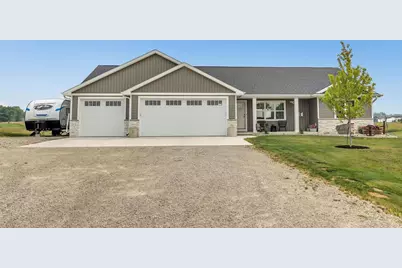 7542 Highland Meadow Court, Pulaski, WI 54162 - Photo 1