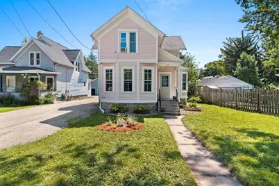 1646 Elmwood Avenue, Oshkosh, WI 54901 - Photo 1