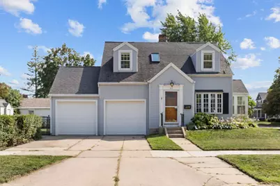 615 W Bent Avenue, Oshkosh, WI 54901 - Photo 1