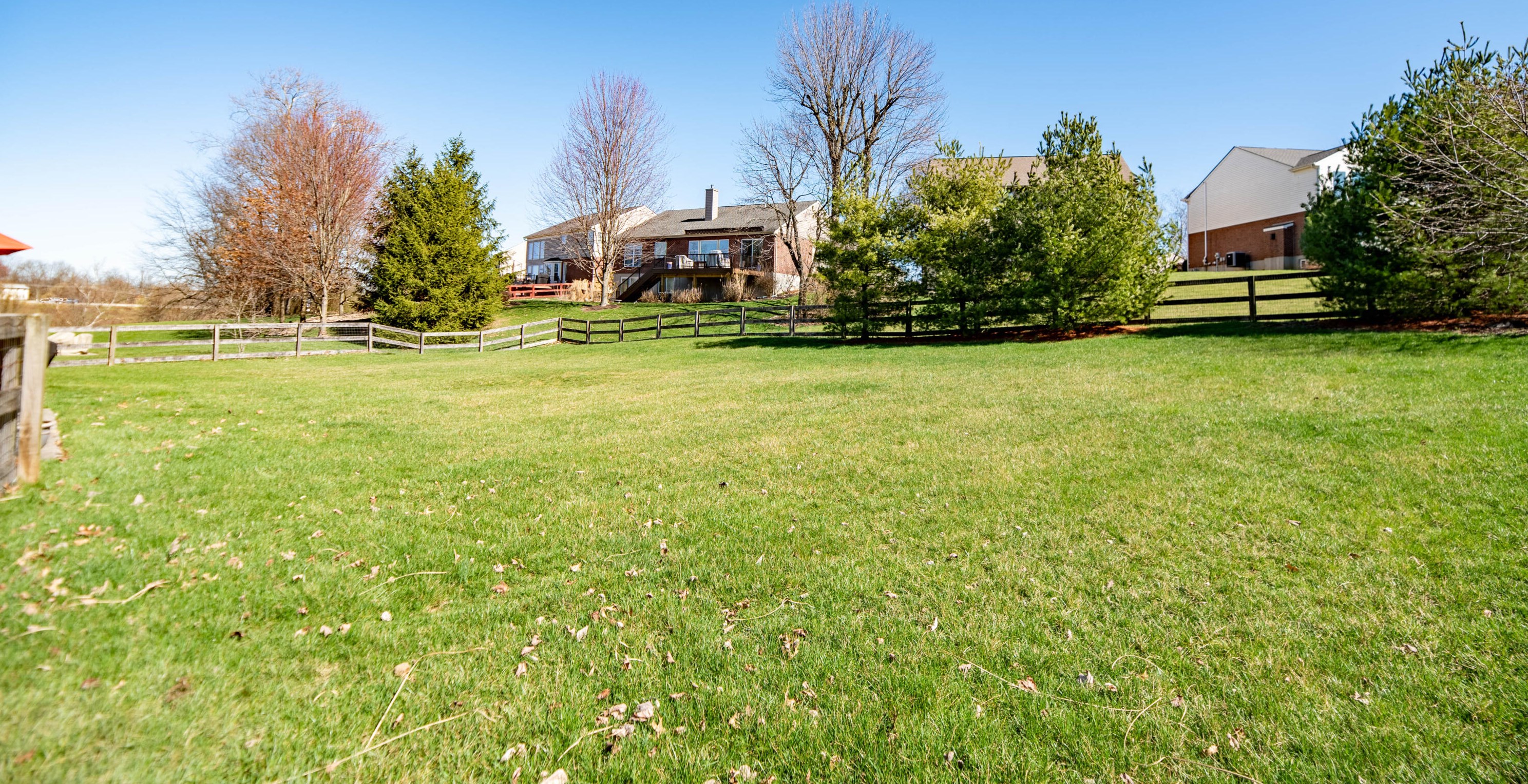 10220 Pembroke Dr, Hamilton, KY 41091-8283