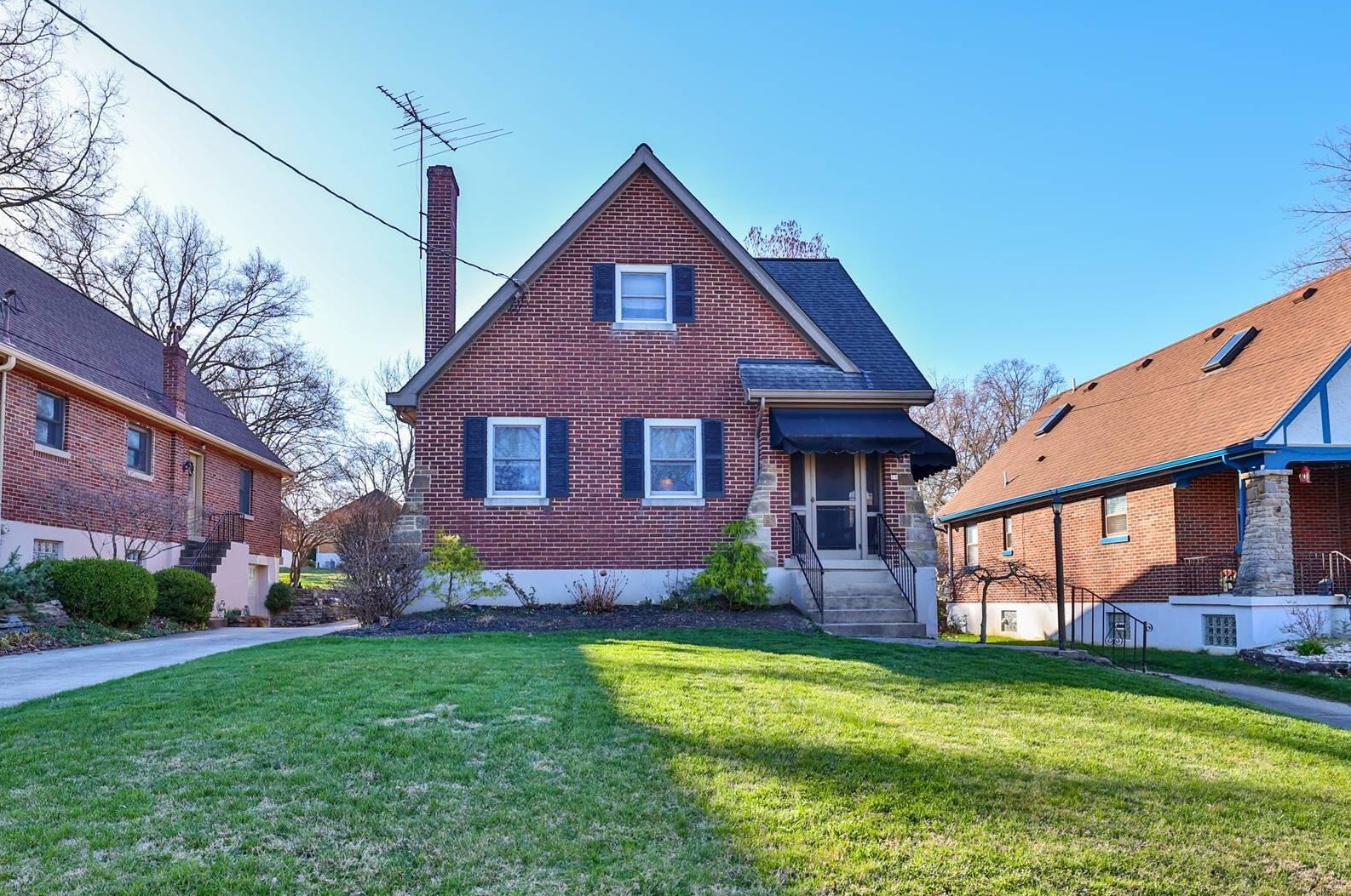 18 Henry Clay Ave, Covington, KY 41011-3613