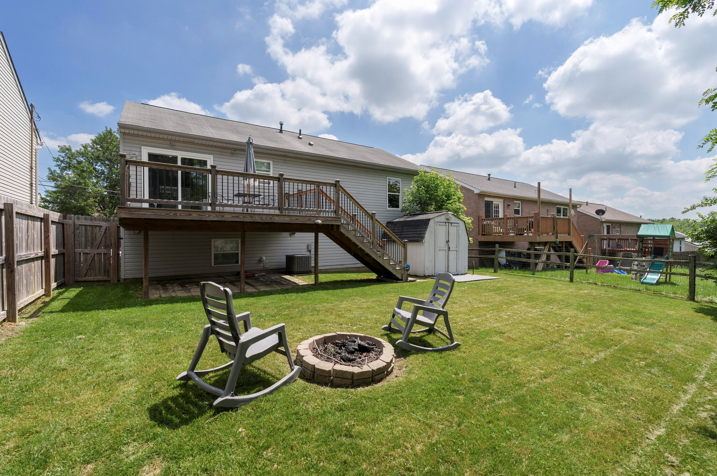 477 Ripple Creek Dr, Covington, KY 41018-2684