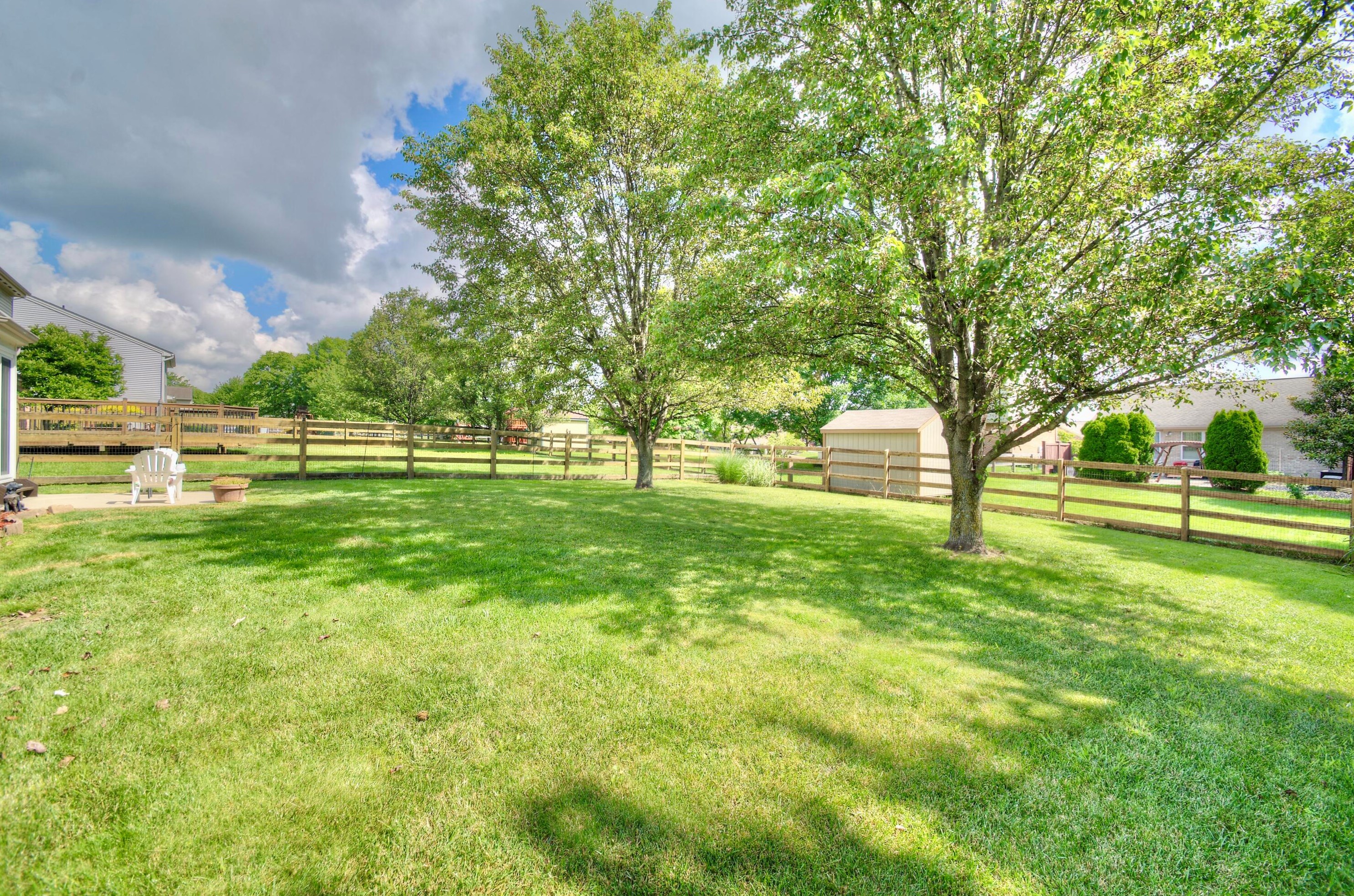 8773 Sentry Dr, Florence, KY 41042-8275