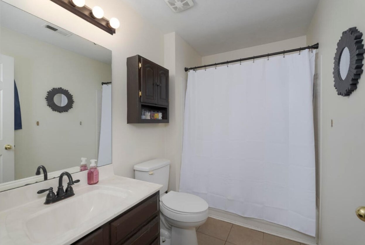 10136 Carnation Ct, Florence KY  41042-3269 exterior
