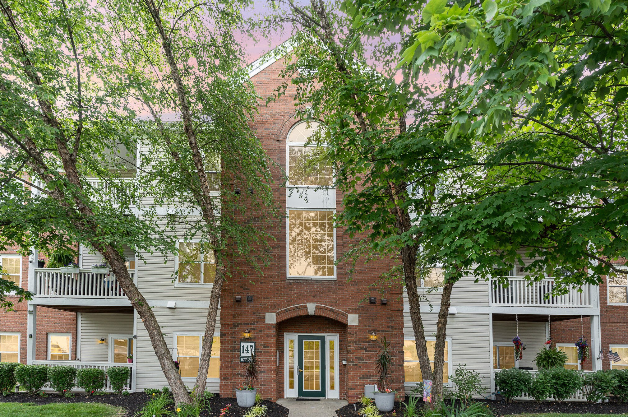 147 Saddlebrook Ln, Florence, KY 41042-8904