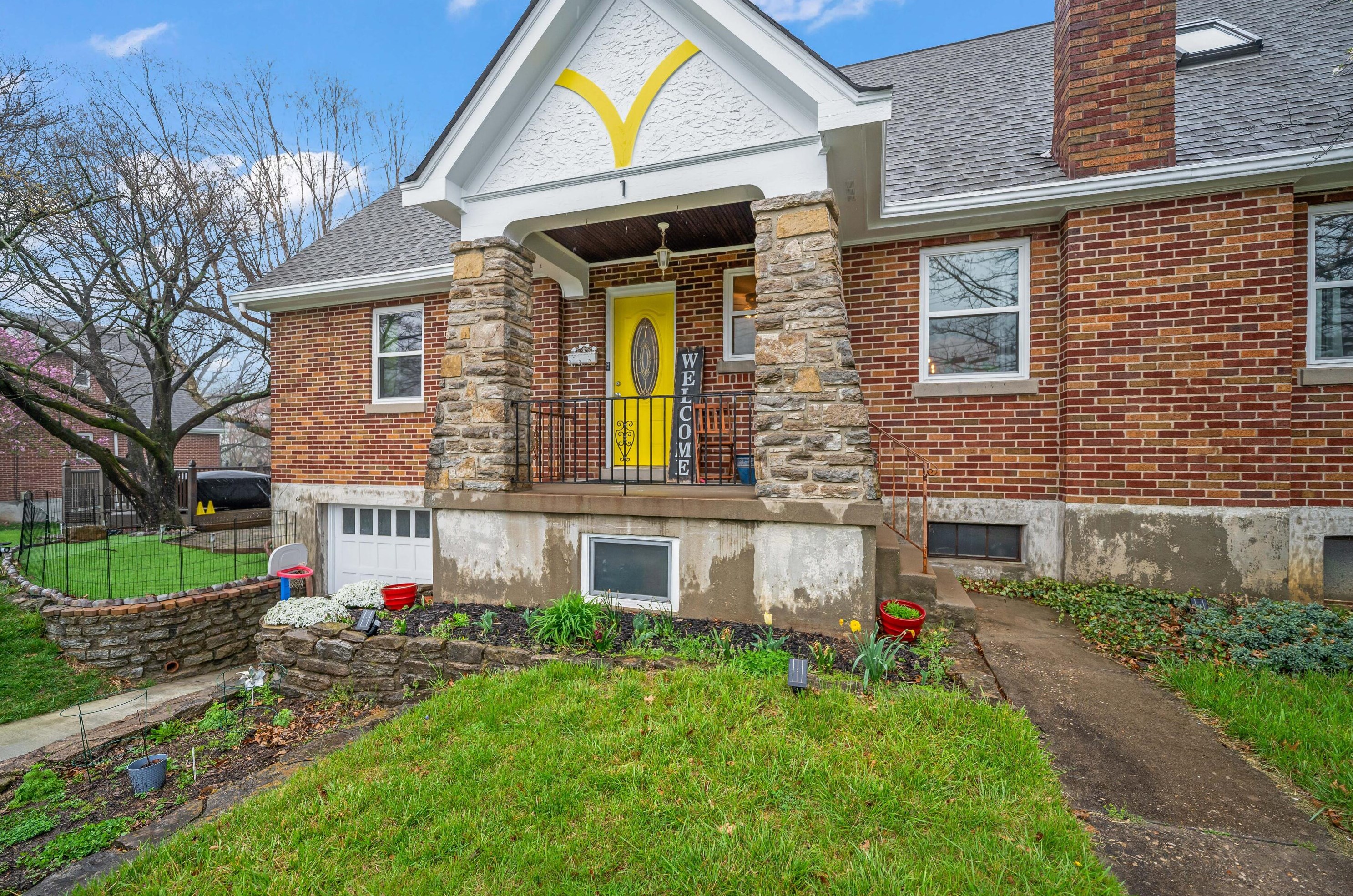 1 Crittenden Ave, Covington, KY 41011-3609