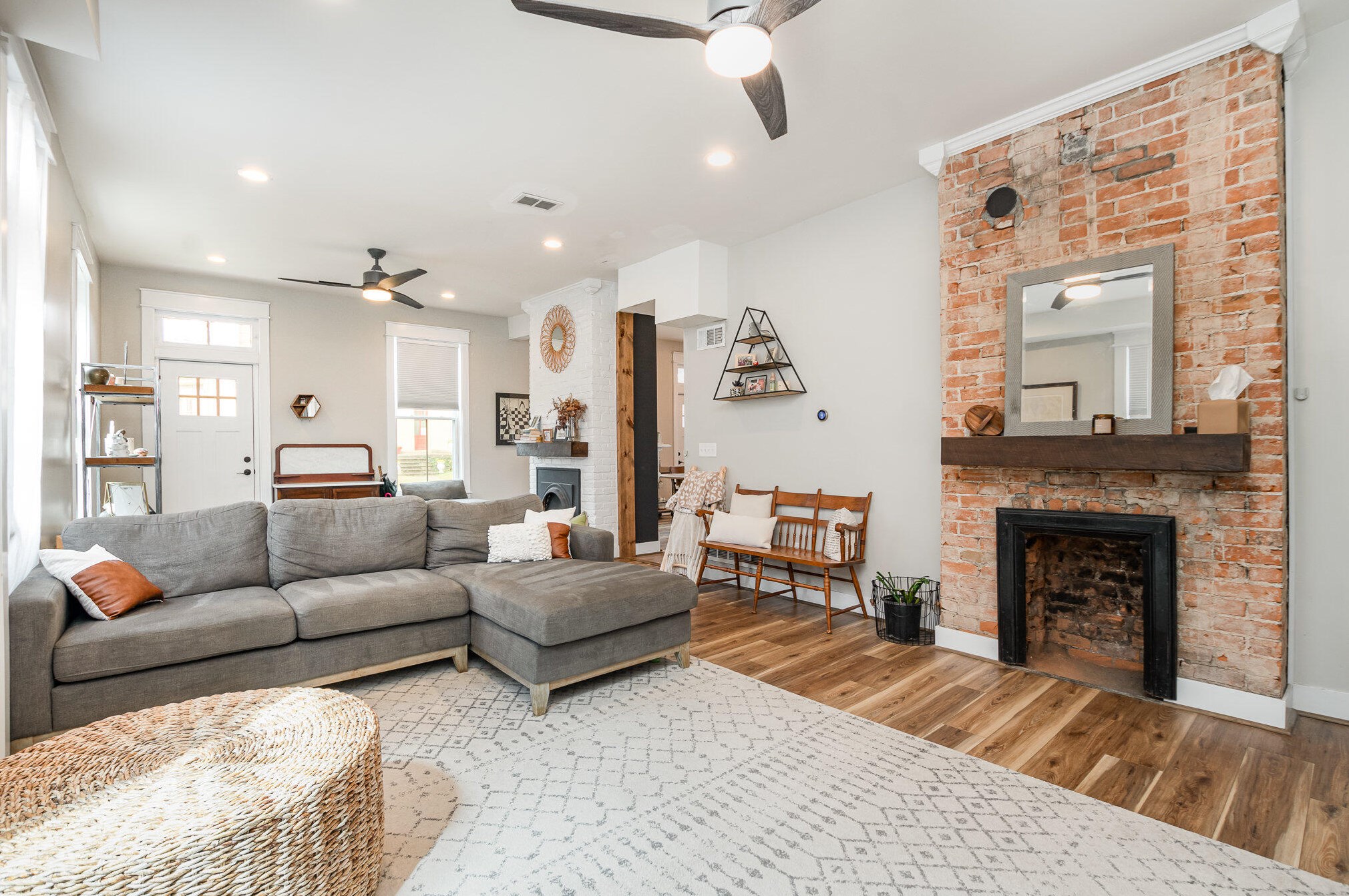245 Forest Ave, Covington, KY 41016-1626
