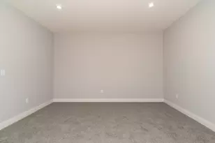 367 Cornwall Dr, Florence, KY 41042 - Photo 12