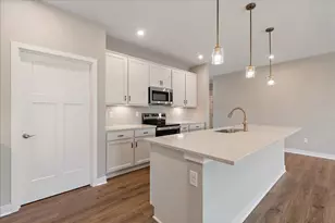 2362 Amici Dr, Covington, KY 41017 - Photo 6