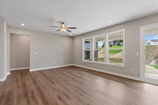 2362 Amici Dr, Covington, KY 41017 - Photo 10