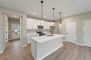 1805 Autumn Maple Dr, Independence, KY 41051 - Photo 2