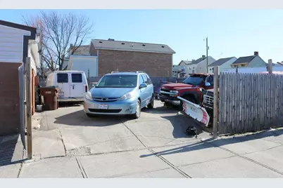 437-439 Lindsey Street, Newport, KY 41071 - Photo 2