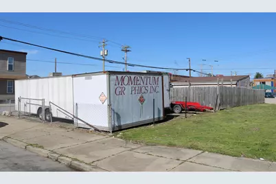 437-439 Lindsey Street, Newport, KY 41071 - Photo 4