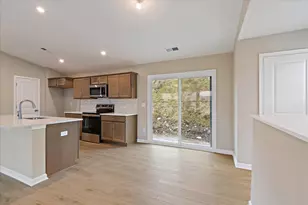 483 Station Dr, Ludlow, KY 41016 - Photo 6