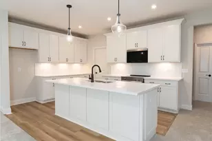 2632 Timberside Dr, Hebron, KY 41048 - Photo 10