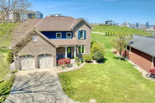 550 Scenic Dr, Park Hills, KY 41011 - Photo 2