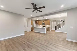 10997 Dairybarn Ln, Alexandria, KY 41001 - Photo 6