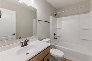 4680 Bentwood Hills Dr, Wilder, KY 41071 - Photo 14