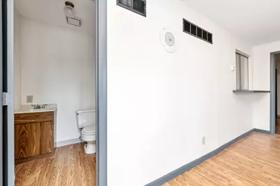 10 Youell Street, Florence, KY 41042 - Photo 8