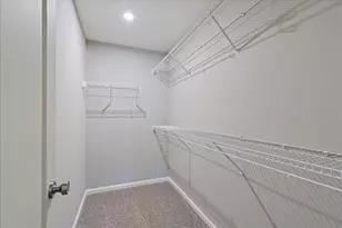 4728 Bentwood Hills Dr, Wilder, KY 41071 - Photo 16