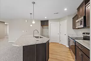 798 Walton Ter Dr, Walton, KY 41094 - Photo 4