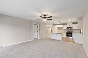 4718 Bentwood Hills Dr, Wilder, KY 41071 - Photo 8