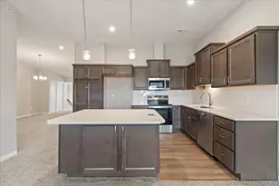 810 Walton Ter Dr, Walton, KY 41094 - Photo 4