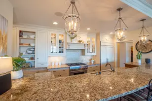 101 Harbor Greene Dr, Bellevue, KY 41073 - Photo 8