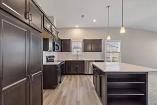 860 Walton Ter Dr, Walton, KY 41094 - Photo 6