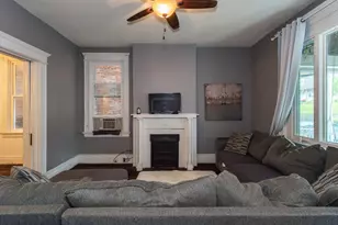 332 W 21st St, Covington, KY 41014 - Photo 8