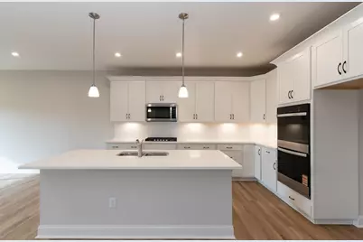 821 Amesbury Drive, Florence, KY 41042 - Photo 8