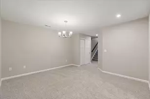 520 Foxhill Dr, Crescent Springs, KY 41017 - Photo 6