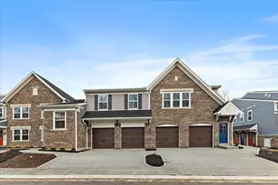 560 Foxhill Dr, Crescent Springs, KY 41017 - Photo 22