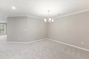 560 Foxhill Dr, Crescent Springs, KY 41017 - Photo 8