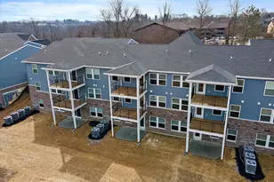 560 Foxhill Dr, Crescent Springs, KY 41017 - Photo 24