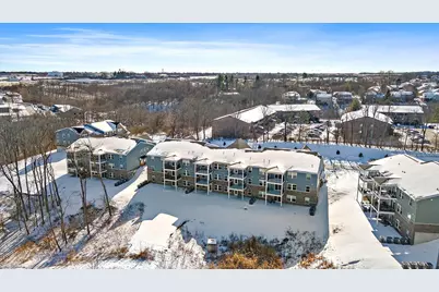 556 Foxhill Drive #12-303, Crescent Springs, KY 41017 - Photo 22