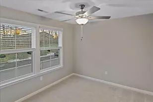 556 Foxhill Dr, Crescent Springs, KY 41017 - Photo 14