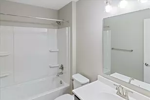 556 Foxhill Dr, Crescent Springs, KY 41017 - Photo 16