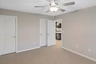 556 Foxhill Dr, Crescent Springs, KY 41017 - Photo 14