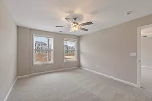 564 Foxhill Dr, Crescent Springs, KY 41017 - Photo 14