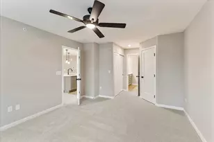 550 Foxhill Dr, Crescent Springs, KY 41017 - Photo 12