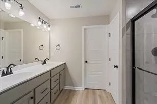 510 Foxhill Dr, Crescent Springs, KY 41017 - Photo 16