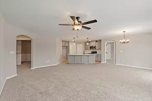 510 Foxhill Dr, Crescent Springs, KY 41017 - Photo 8