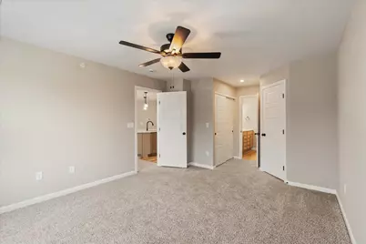 510 Foxhill Drive #14-104, Crescent Springs, KY 41017 - Photo 14