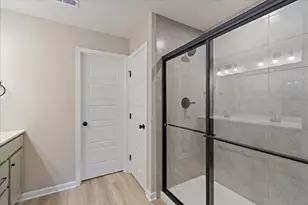 510 Foxhill Dr, Crescent Springs, KY 41017 - Photo 20