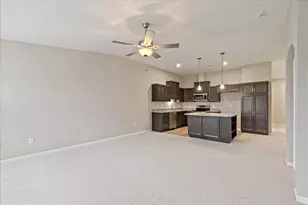 566 Foxhill Dr, Crescent Springs, KY 41017 - Photo 8