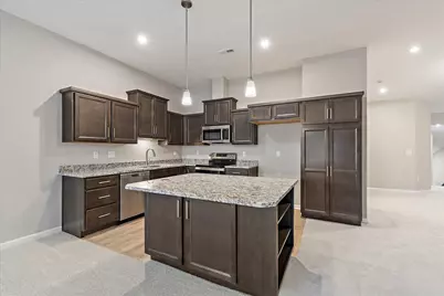 566 Foxhill Drive #12-302, Crescent Springs, KY 41017 - Photo 2