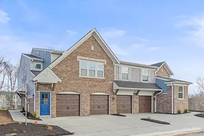 540 Foxhill Drive #13-101, Crescent Springs, KY 41017 - Photo 1