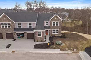 532 Foxhill Dr, Crescent Springs, KY 41017 - Photo 24