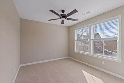 532 Foxhill Drive #13-302, Crescent Springs, KY 41017 - Photo 18